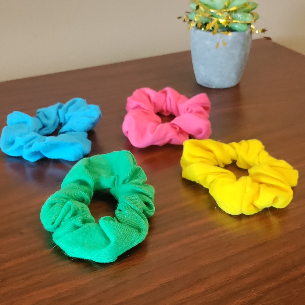 4Pack Hair Scrunchies